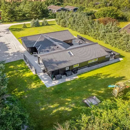 Holiday home Ema