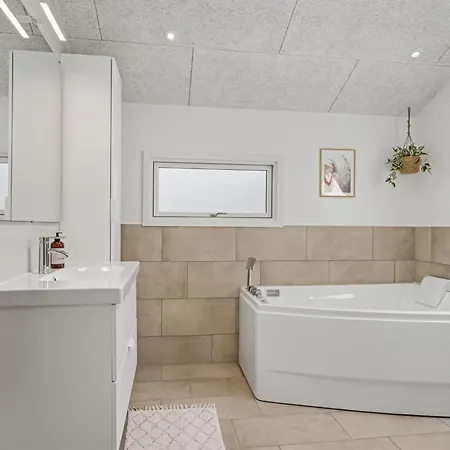 Ema - 1-9km From The Sea By Interhome *